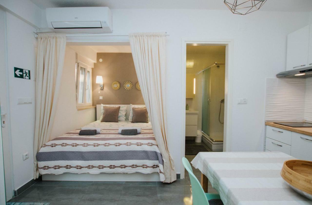 Mamma Mia Apartments-City Center Hvar Town Exterior foto